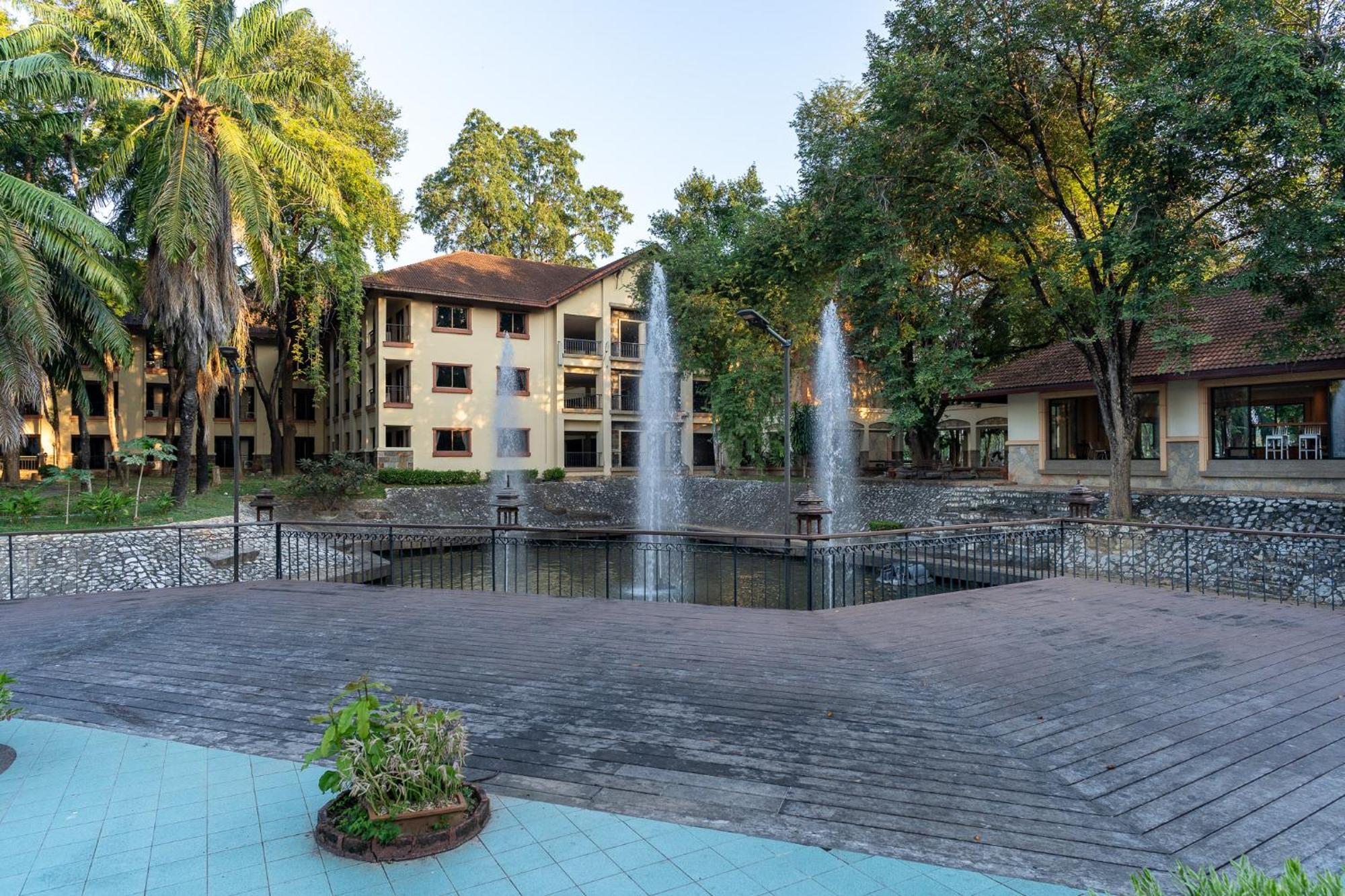 Pung-Waan Resort & Spa Kanchanaburi City Exterior photo