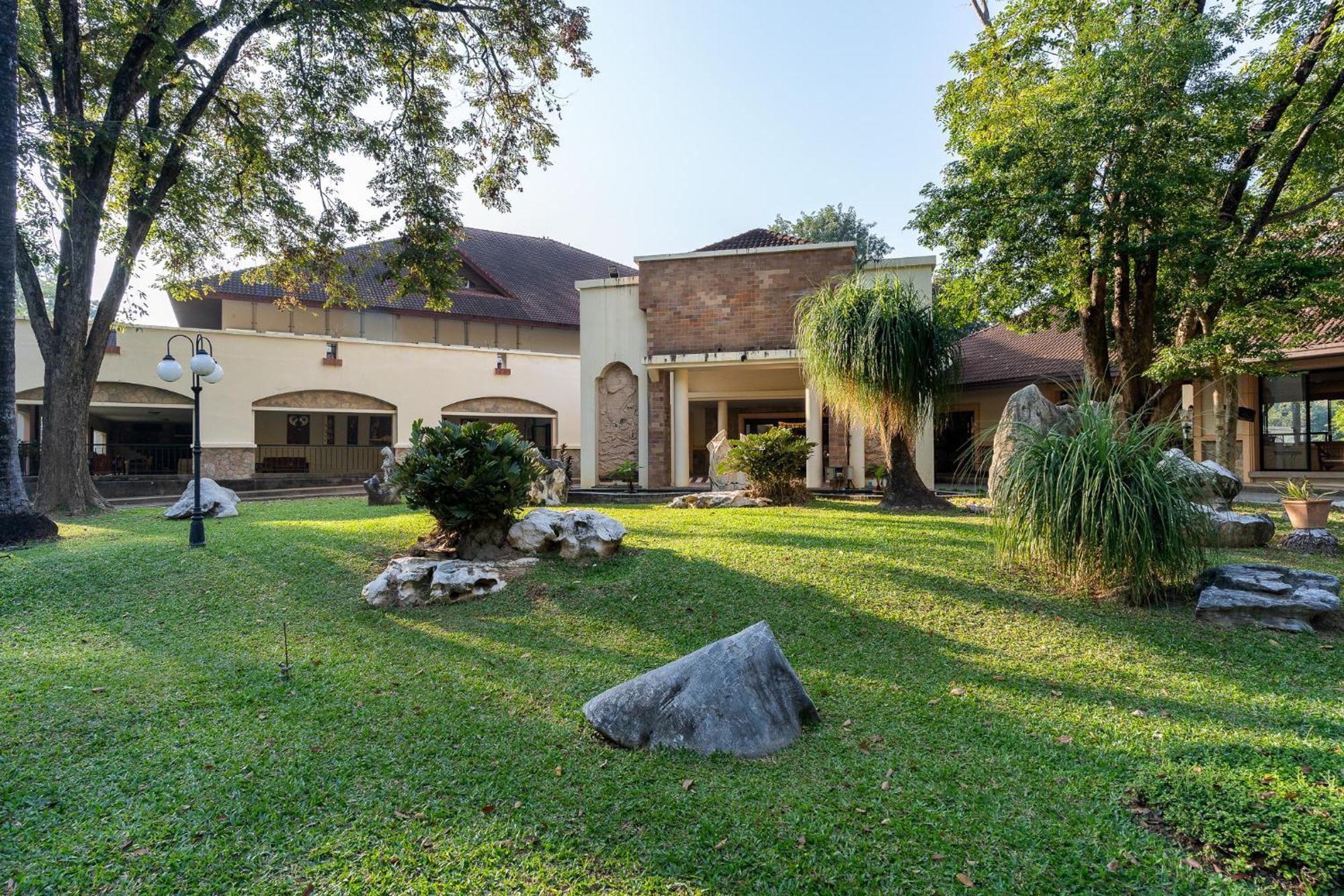 Pung-Waan Resort & Spa Kanchanaburi City Exterior photo