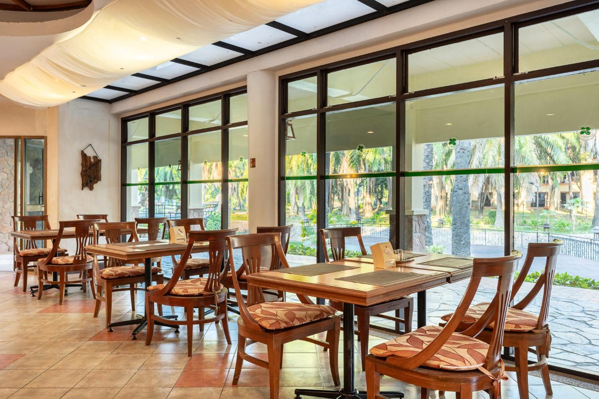 Pung-Waan Resort & Spa Kanchanaburi City Exterior photo